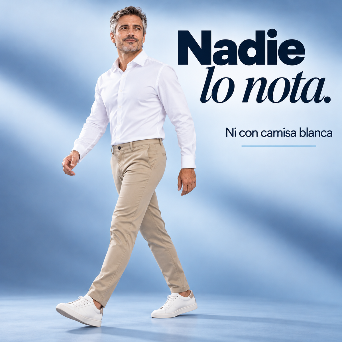 Camiseta de compresión invisible bajo camisa blanca abrochada